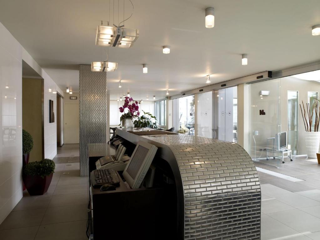 פסקיארה בורומאו Hotel Montini Linate Airport מראה פנימי תמונה
