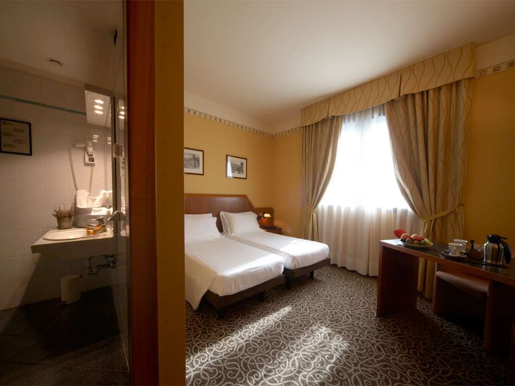 פסקיארה בורומאו Hotel Montini Linate Airport חדר תמונה